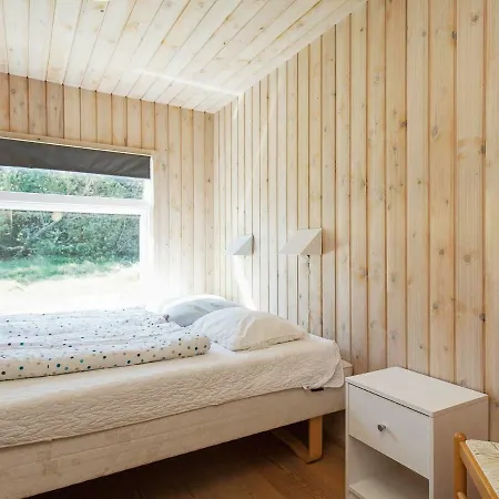 10 Person In Thisted Klitmøller